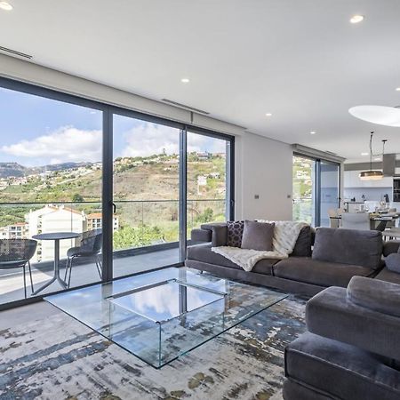 شقة Tower Penthouse By Madeira Sun Travel فونشال المظهر الخارجي الصورة